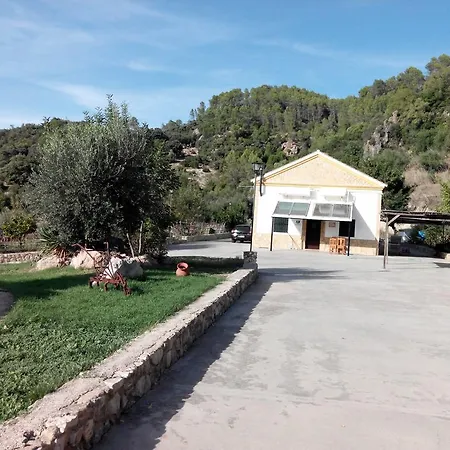 Las Cuevas De *
